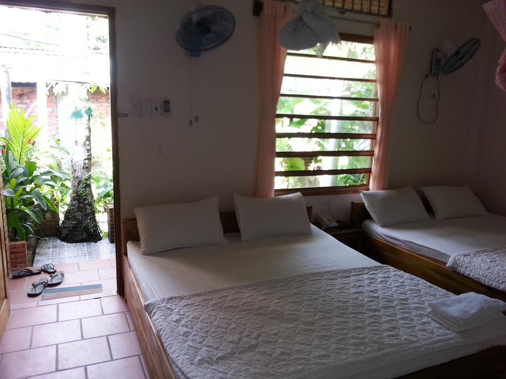 Song Xanh Bungalow Hotel Duong Dong Quarto foto